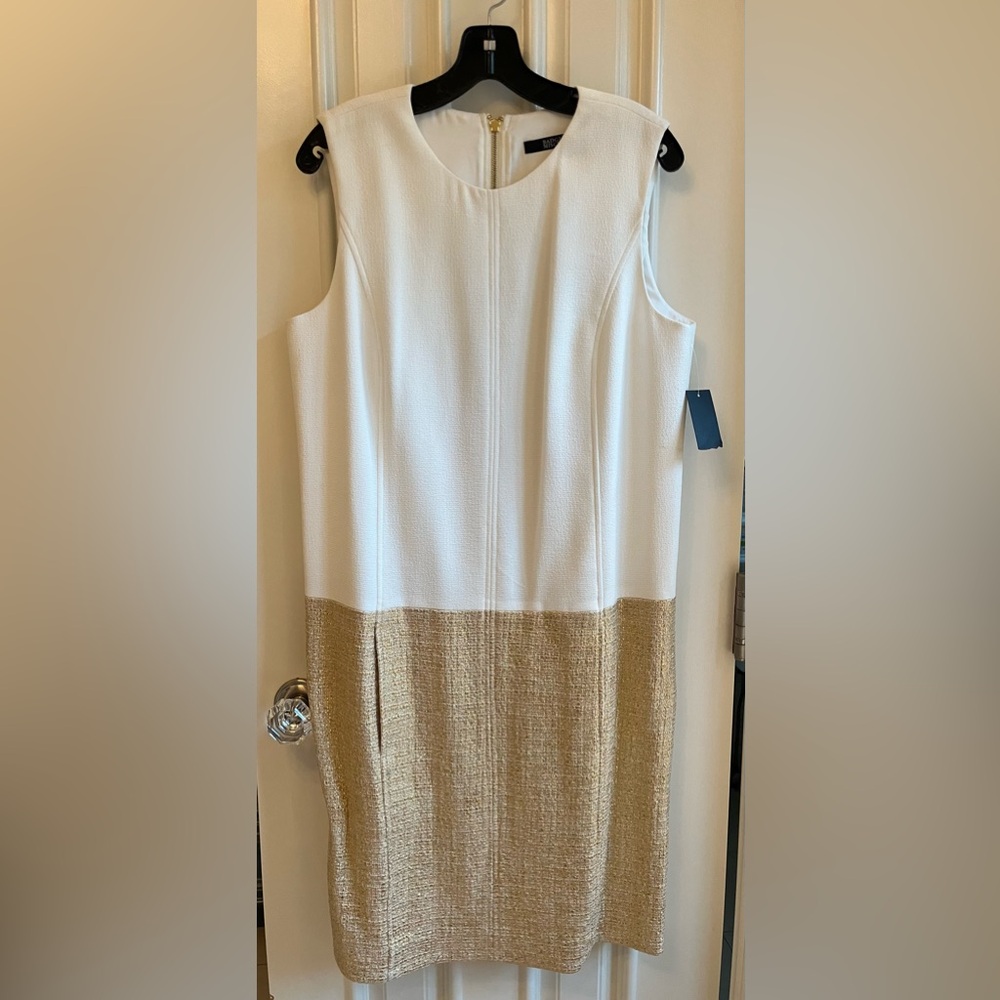 Badgley mischka Gold and white, never worn, zip closure, new with tags